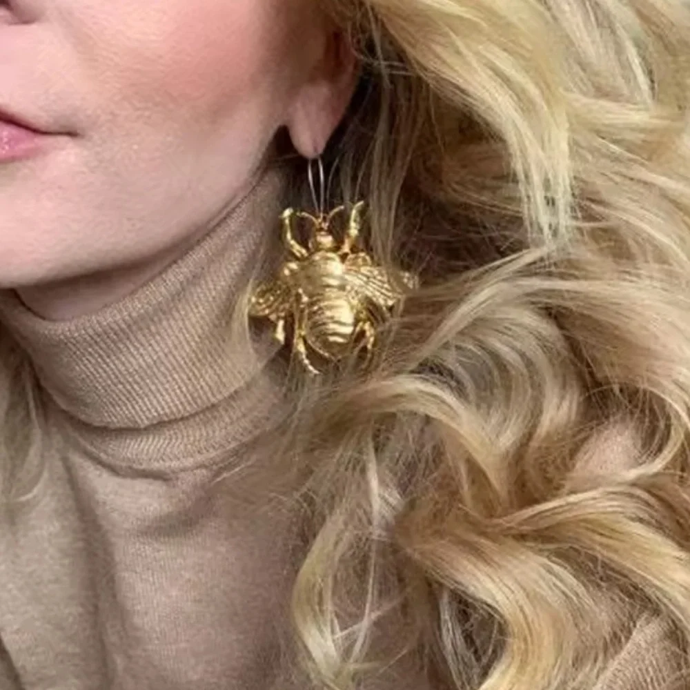 Gold Bee Dangle Earrings Unique Jewelry - Picture 3 of 11